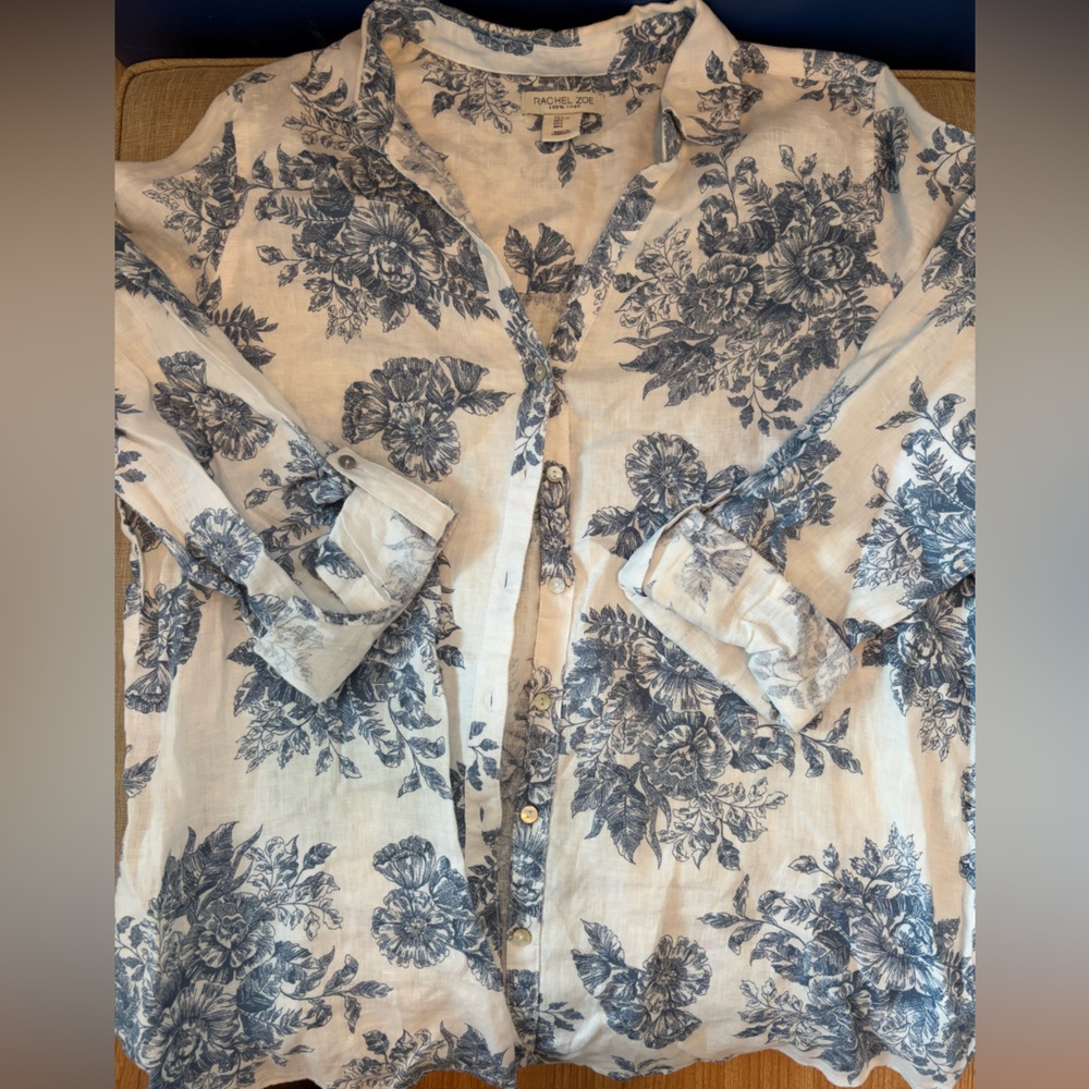 Rachel Zoe White Linen Top with Navy Leaf Design